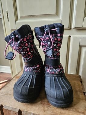 Black Pink Heart Kids Snow Boots